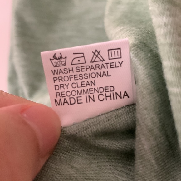 Hello PinkV-Neck Shoulder Detail Raglan Sleeve. Sage Green, easy flow shirt - Picture 5 of 6